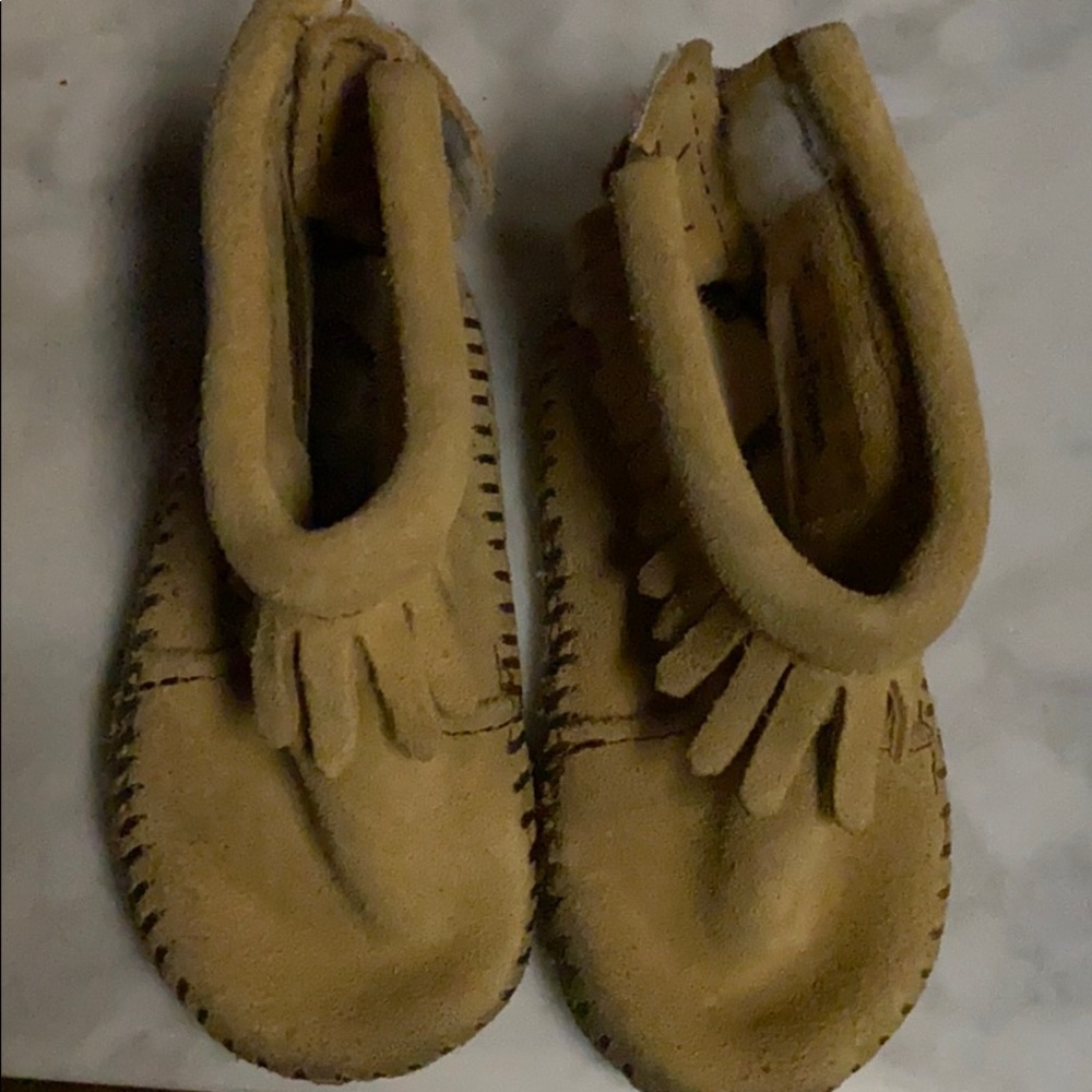 Minnetonka toddler moccasins